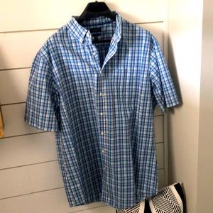 Short sleeved buttoned down shirt